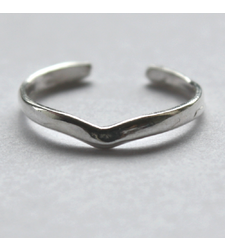 Silver Toe Ring Wishbone V